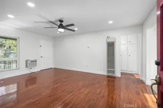 Photo #4: OC26068524 Listing