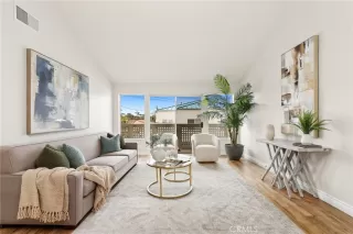 Photo #2: OC26068605 Listing 