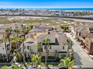 Photo #1: OC26068787 Listing