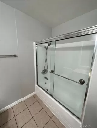 Photo #6: OC26068862 Listing 