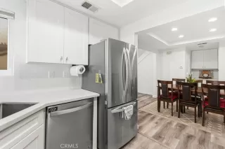 Photo #6: OC26069246 Listing 