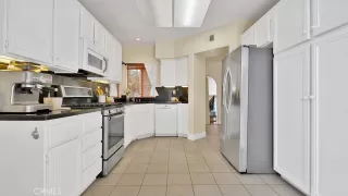 Photo #6: OC26069314 Listing 