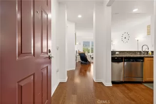 Photo #6: OC26069401 Listing 