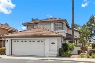 Photo #2: OC26069492 Listing