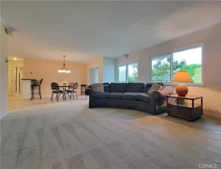 Photo #6: OC26069821 Listing 