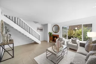 Photo #4: OC26069991 Listing 