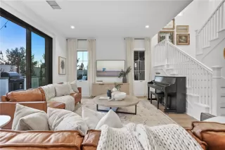 Photo #5: OC26069993 Listing 