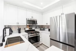 Photo #6: OC26070040 Listing 