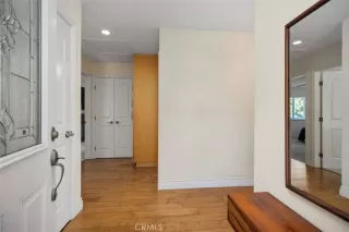 Photo #4: OC26070078 Listing