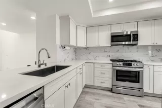 Photo #6: OC26070289 Listing 