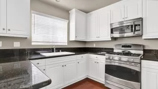 Photo #2: OC26070383 Listing 