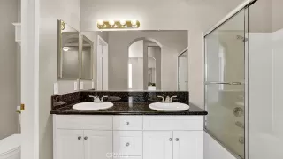 Photo #4: OC26070383 Listing 