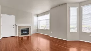 Photo #5: OC26070383 Listing 