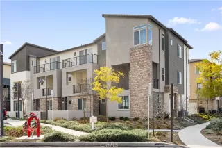 Photo #2: OC26070424 Listing 
