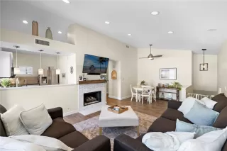 Photo #2: OC26070533 Listing 