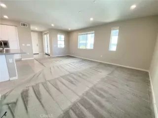 Photo #3: OC26070607 Listing