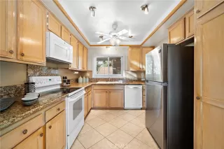 Photo #6: OC26071329 Listing