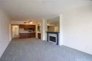 Photo #4: OC26071396 Listing 