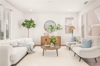 Photo #5: OC26071573 Listing 