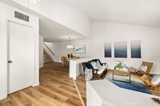 Photo #4: OC26072110 Listing 