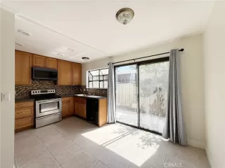 Photo #4: OC26072373 Listing 