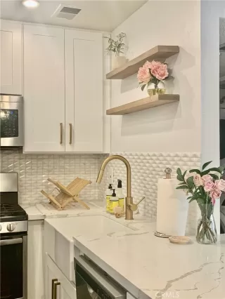 Photo #2: OC26072581 Listing 