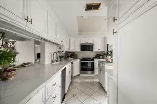 Photo #5: OC26072661 Listing