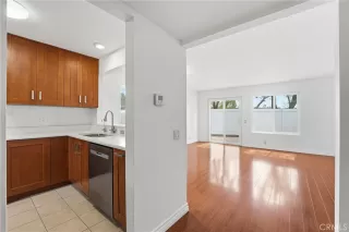 Photo #6: OC26072689 Listing 