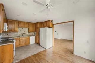 Photo #6: OC26072741 Listing 