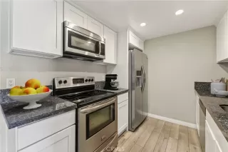 Photo #5: OC26072943 Listing 