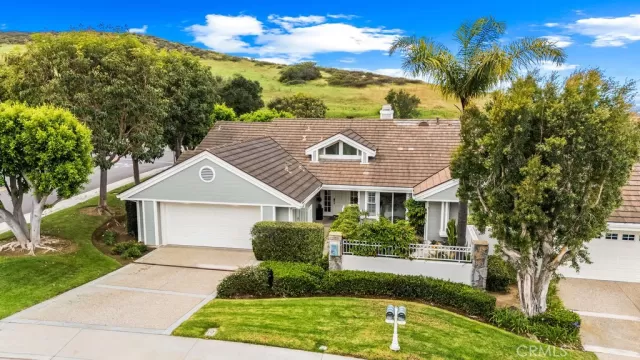 MLS: OC26073338 Condo For Sale