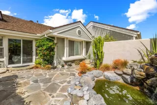 Photo #2: OC26073338 Listing 