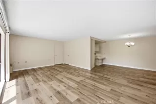 Photo #5: OC26073609 Listing 