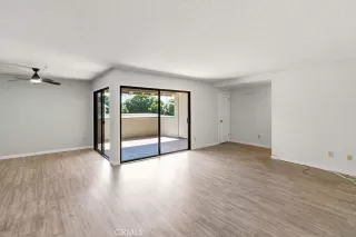 Photo #6: OC26073613 Listing