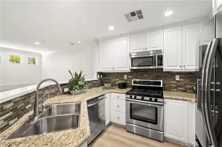 Photo #6: OC26074055 Listing 