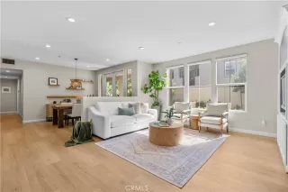 Photo #2: OC26074345 Listing