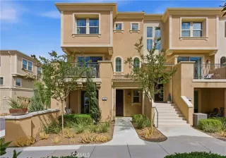 Photo #1: OC26074412 Listing 