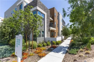 Photo #5: OC26074560 Listing