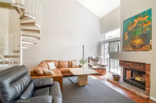 Photo #4: OC26074566 Listing 