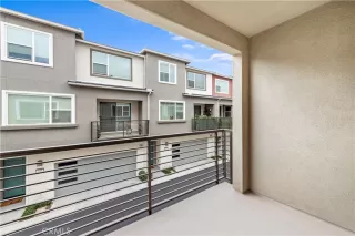 Photo #5: OC26074598 Listing 