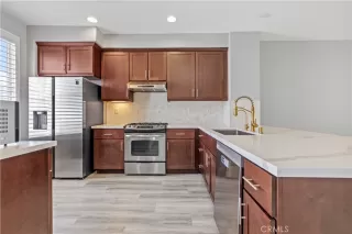 Photo #6: OC26074731 Listing 