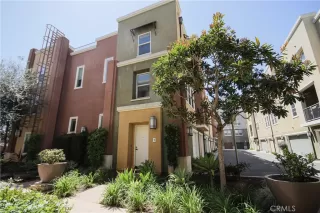 Photo #1: OC26074783 Listing