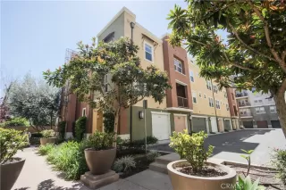 Photo #2: OC26074783 Listing