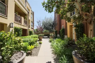 Photo #3: OC26074783 Listing