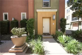 Photo #5: OC26074783 Listing