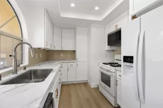 More Details about MLS # OC26074885 : 89 ALBERTI AISLE