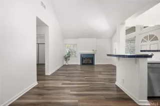 Photo #6: OC26074895 Listing 