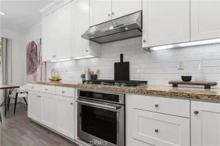 Photo #5: OC26074972 Listing 