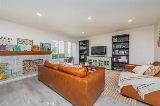 Photo #4: OC26075295 Listing