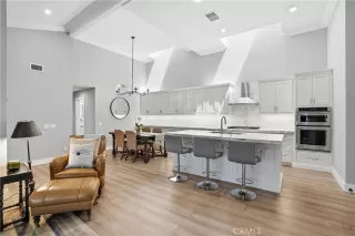 Photo #4: OC26075470 Listing 